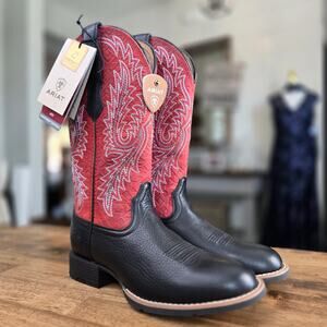 Ariat Round Up Western Boots Women’s 5.5B Black Red StretchFit Embroidered NWOB